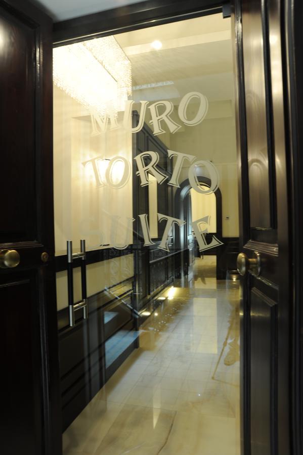 Muro Torto Suite - Struttura Sanificata Giornalmente Con Ozono E Prodotti Specifici Conformi Al Decalogo Del Ministero Salute - Personale Sottoposto A Test Sierologico Periodicamente Foggia Exteriör bild