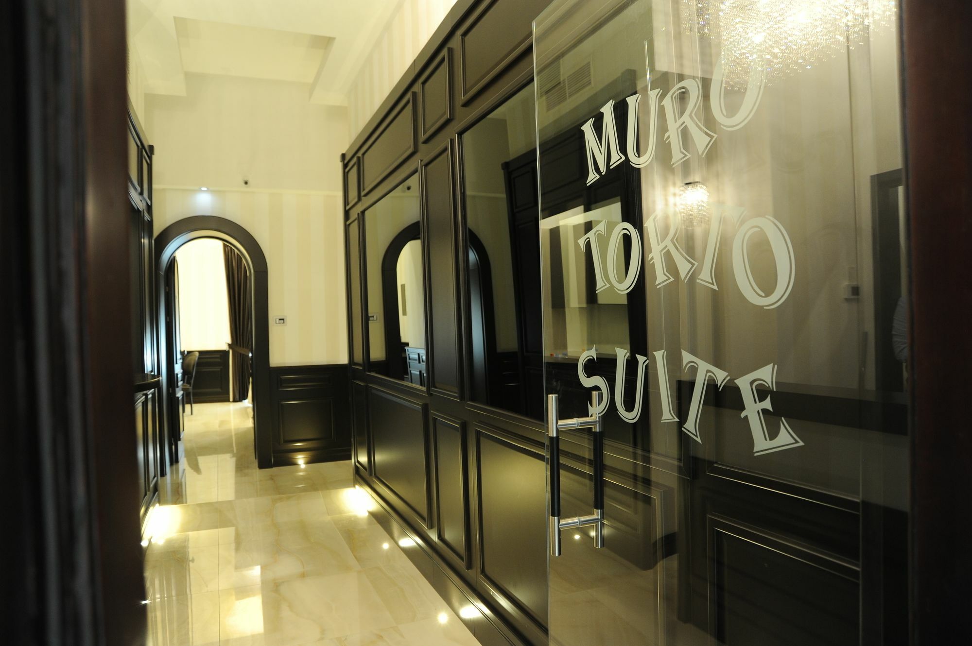 Muro Torto Suite - Struttura Sanificata Giornalmente Con Ozono E Prodotti Specifici Conformi Al Decalogo Del Ministero Salute - Personale Sottoposto A Test Sierologico Periodicamente Foggia Exteriör bild